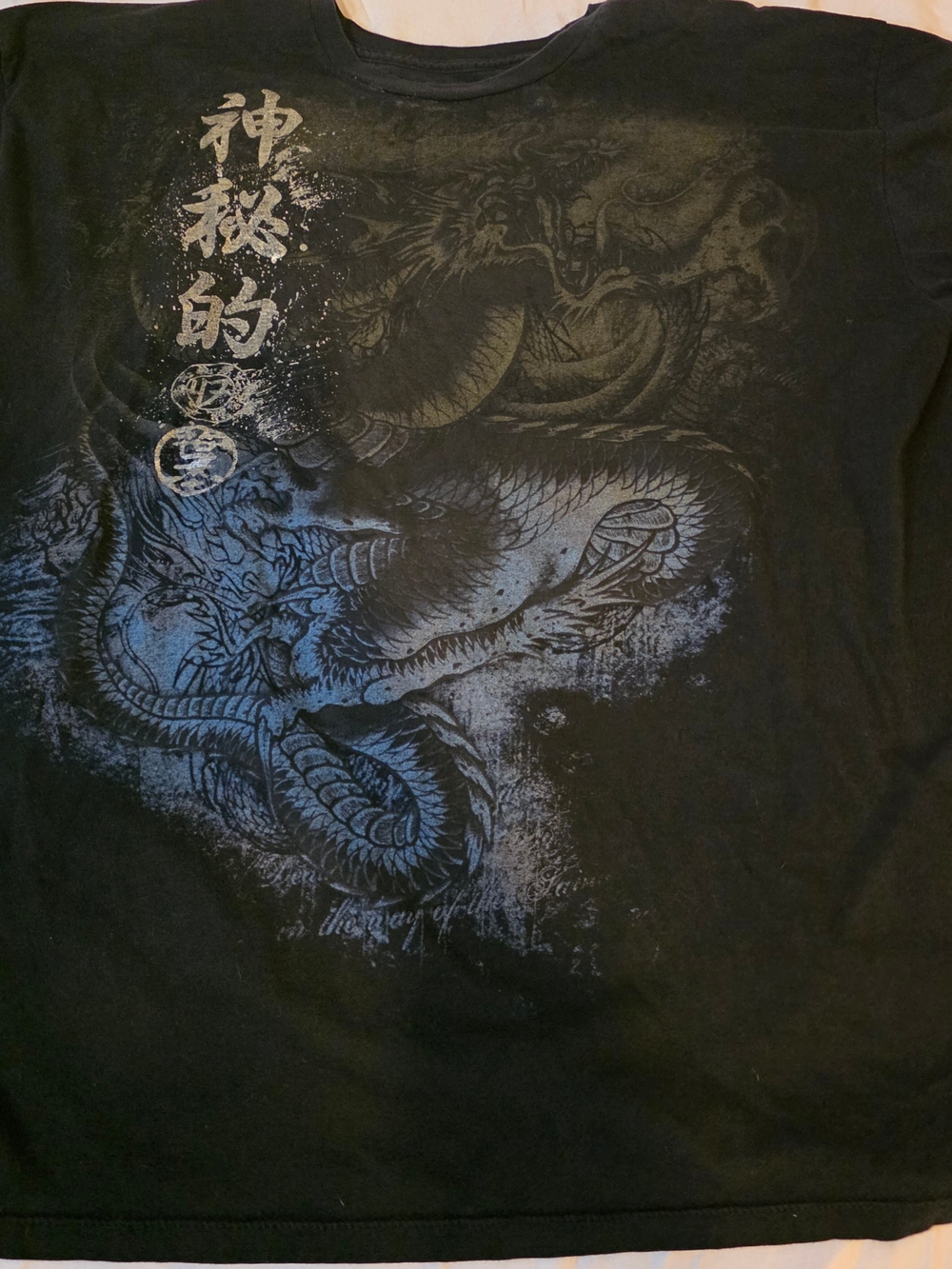 Y2k Vintage Men's Black Short Sleeve Tee with Dragon Graphic